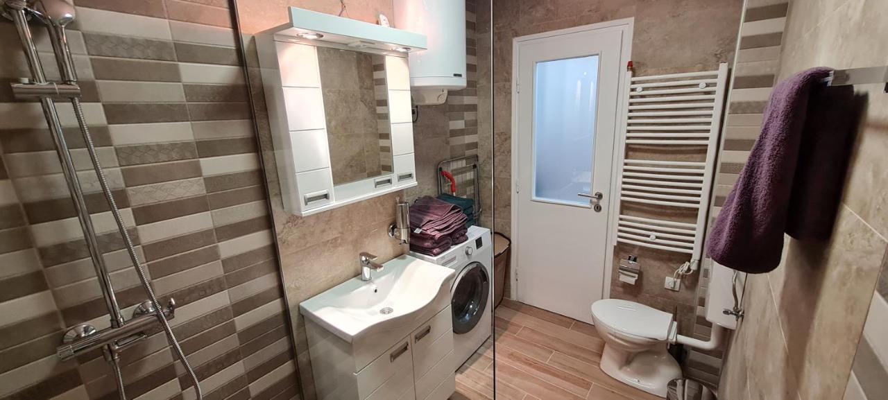 Julija Apartment Belgrado Buitenkant foto